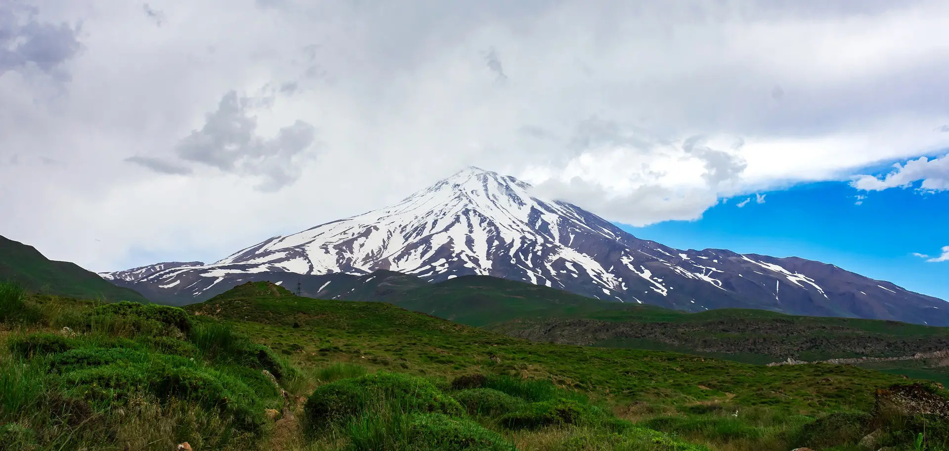 Zard Kuh Mountains & Mount Damavand Trek