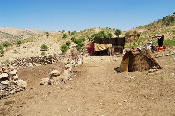 Qashqai Nomads and Sassanid Heritage Tour