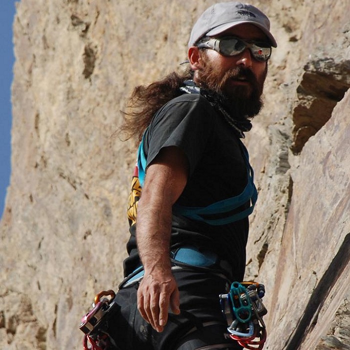 hassan sharifi - Our Guides